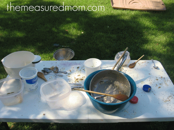 outdoor kitchen