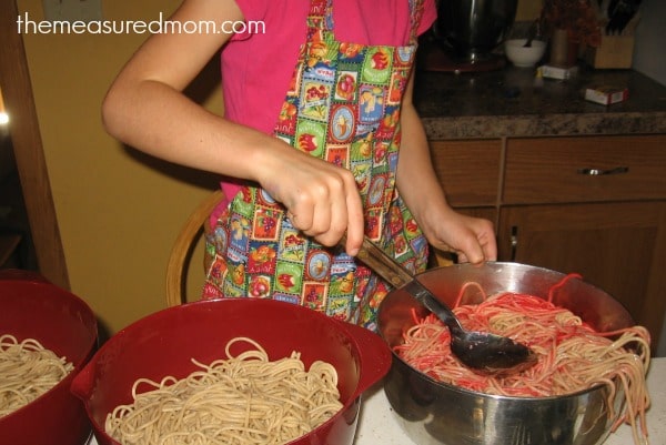 N is for noodles sensory play (6) - the measured mom