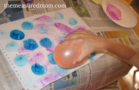 Check out this amazing collection of art projects for preschoolers! You'll find a lot of open ended activities in this group of projects for letter B.