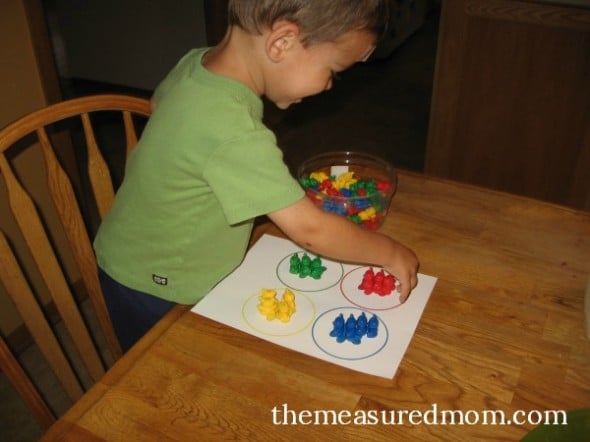 Check out this link for a free color sorting mat to help teach colors to toddlers.