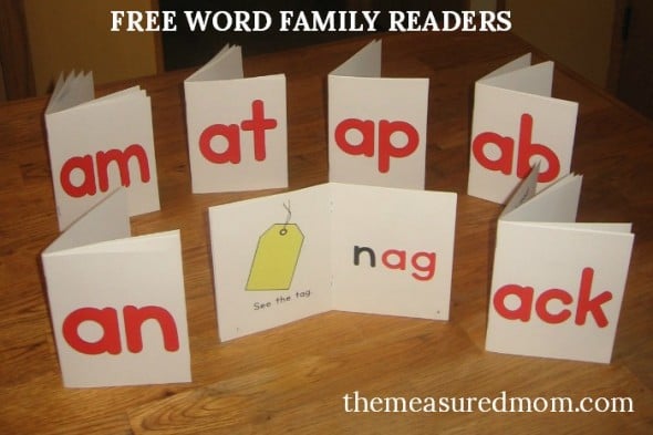 Teach kids to read short a word families with these FREE printable mini-books!
