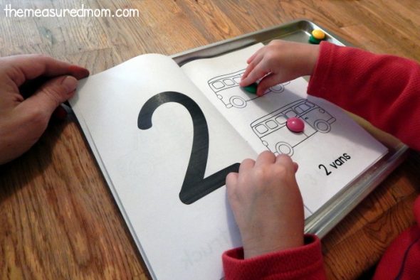 This free counting book is perfect to use alongside a transportation theme in preschool! 