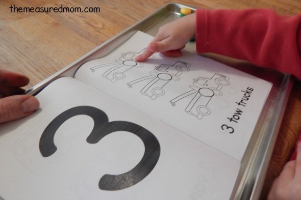 This free counting book is perfect to use alongside a transportation theme in preschool! 