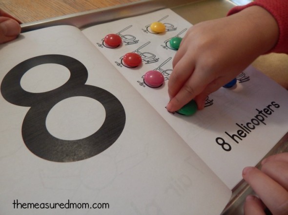 This free counting book is perfect to use alongside a transportation theme in preschool! 