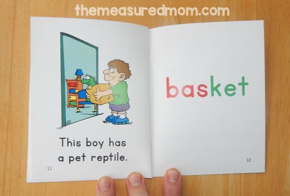 Teach kids to read words with the VCCV pattern using these free phonics books! 