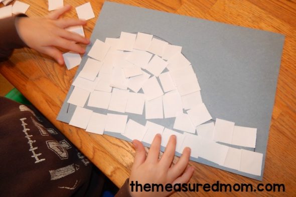This round up of letter I activities will give you lots of fun learning ideas... with free printables!