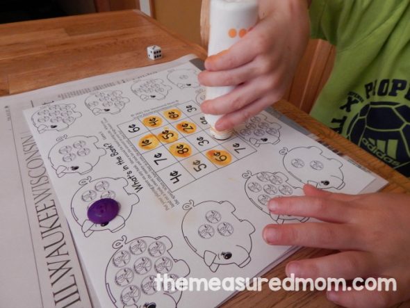 These counting coins activities are so versatile! For kids just learning to recognize coins all the way up to kids counting quarters, nickels, dimes, and pennies. 