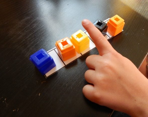 Try these simple counting activities using five and ten frames! Grab the free printables, too!